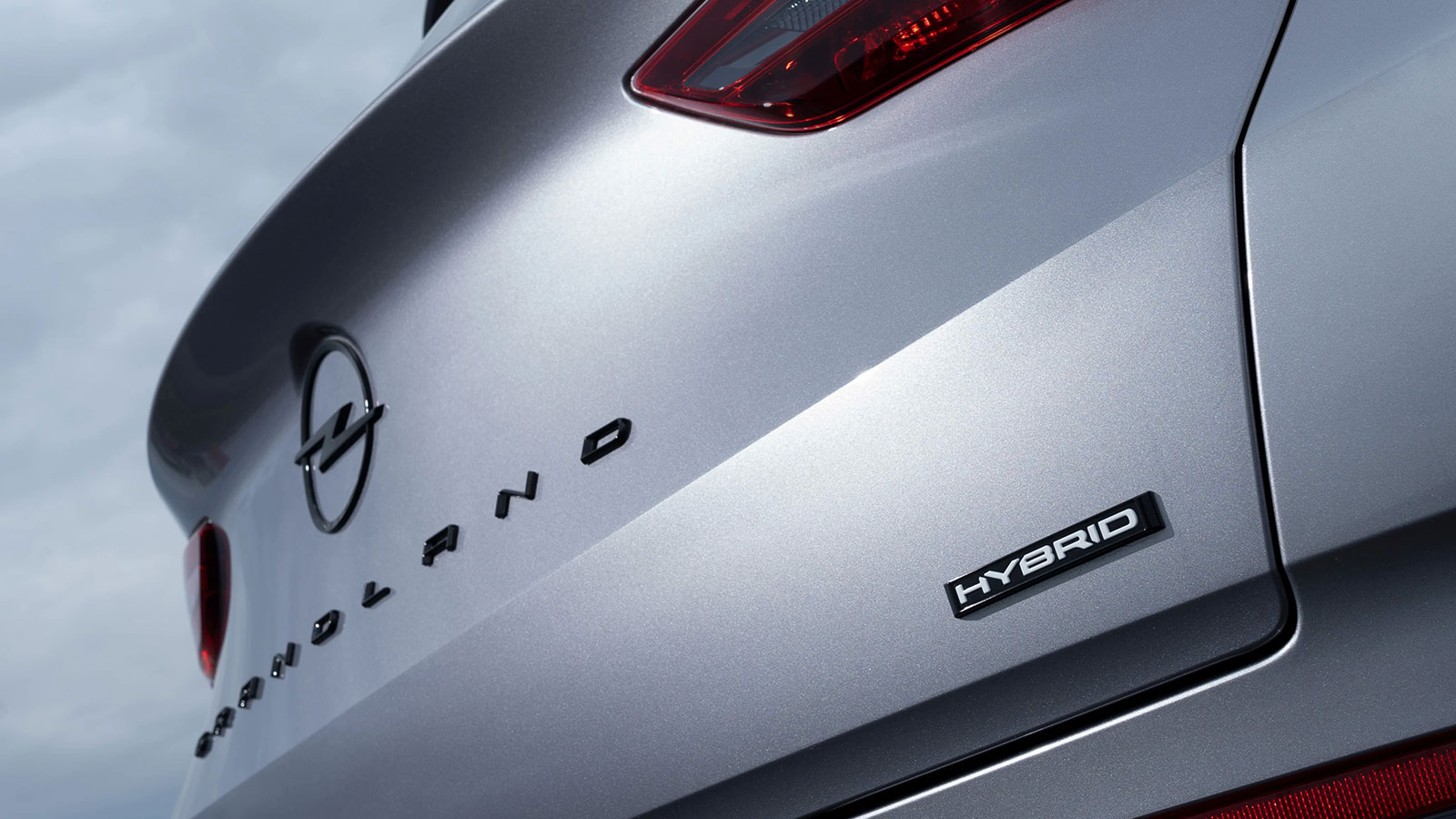 Opel Grandland Hybrid: Με 136 άλογα και 15% μειωμένη κατανάλωση  